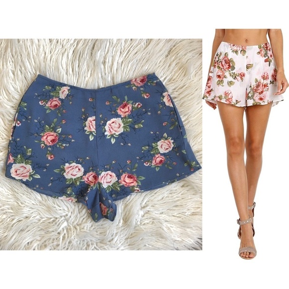 Show Me Your MuMu Blue Flower Print High Rise Rosie Posie Sawyer Shorts EUC Sz M - Picture 1 of 7